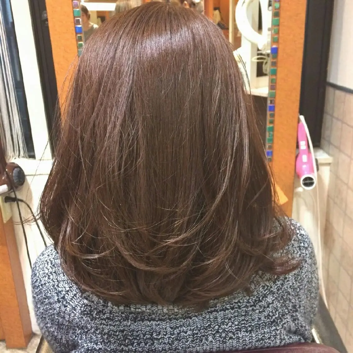 カラー セミロング ミディアム ロング ブラウンカラー パープルカラー パープルブラウン 100%髪質改善特化 TRUNSのヘアスタイル