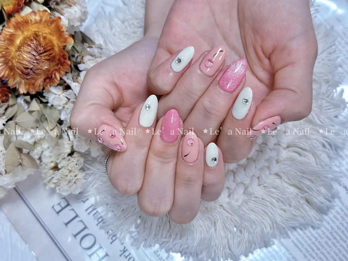 ミディアム カラー ネイル Le’a NailSalonのネイルデザイン