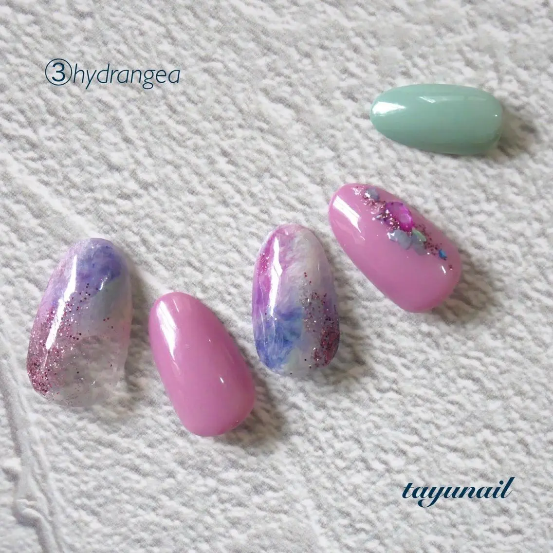 ネイル アートネイル ブルー フットネイル シルバー 夏ネイル ネイルサロン 【たゆnail】のネイルデザイン