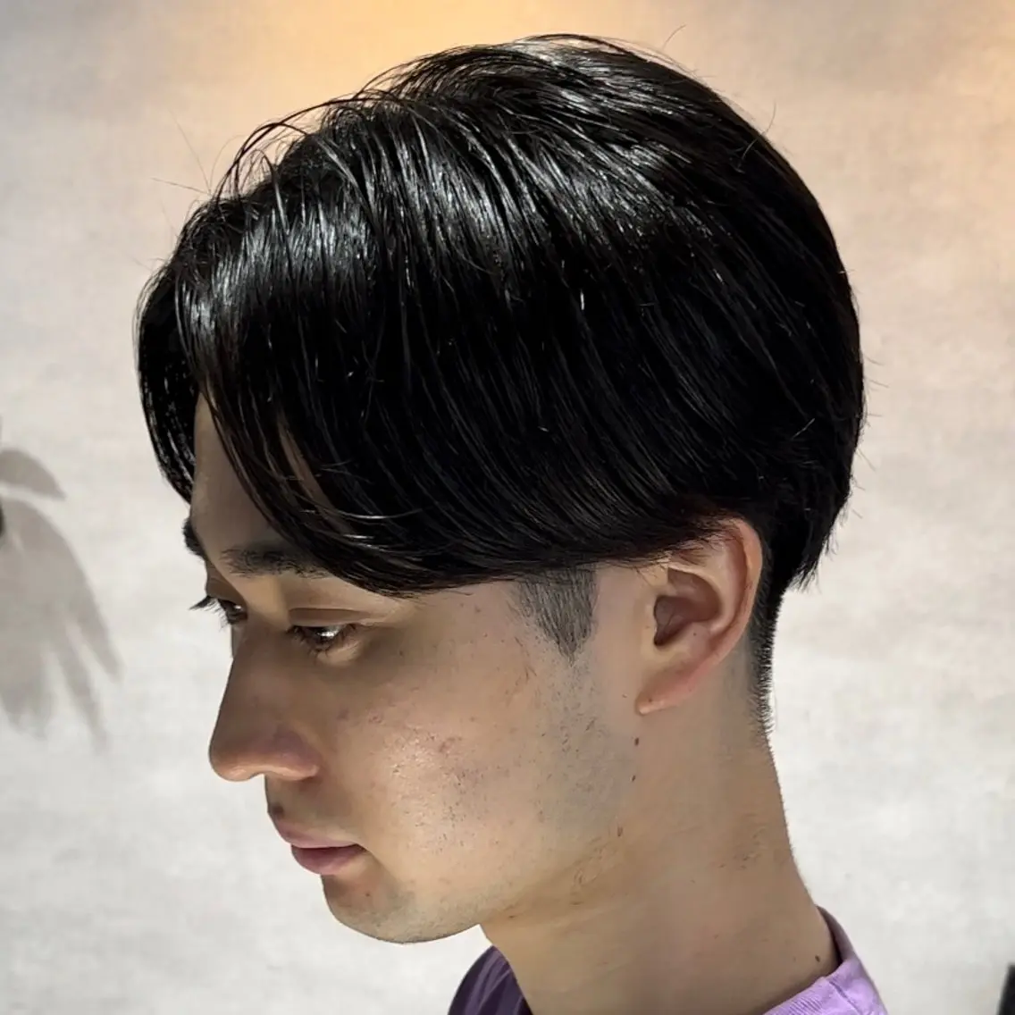 ショート カラー パーマ メンズ メンズパーマ ニュアンスパーマ センターパート マスターかずまのヘアスタイル