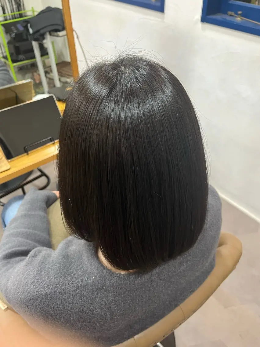 ミディアム ヘアカラー 縮毛矯正⚡️カラー いいじまのヘアスタイル