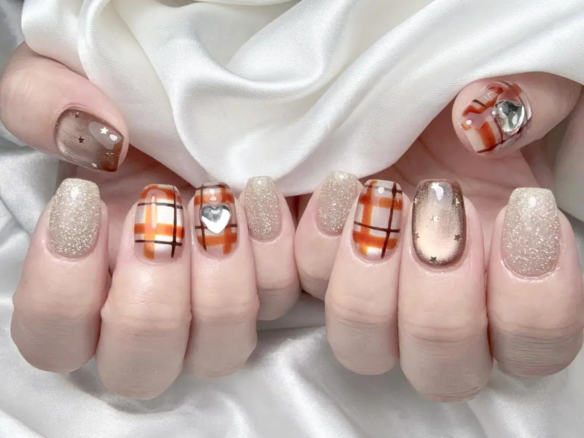 ネイル オーロラネイル チークネイル 長さ出し フラッシュネイル フレンチネイル ハンドネイル ハンドケア 💅Nail Boutiqueのネイルデザイン