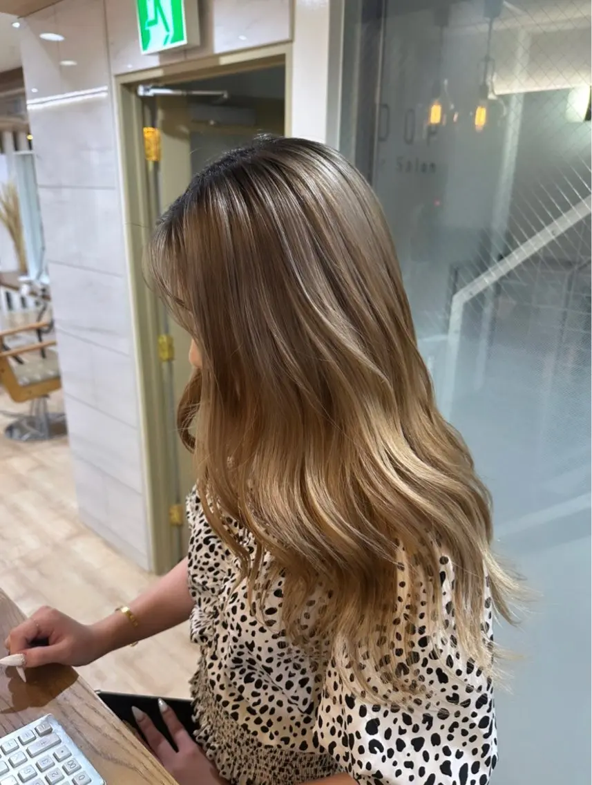 ロング カラー ヘアカラー ♡韓国ヘア♡遠藤 美夢のヘアスタイル
