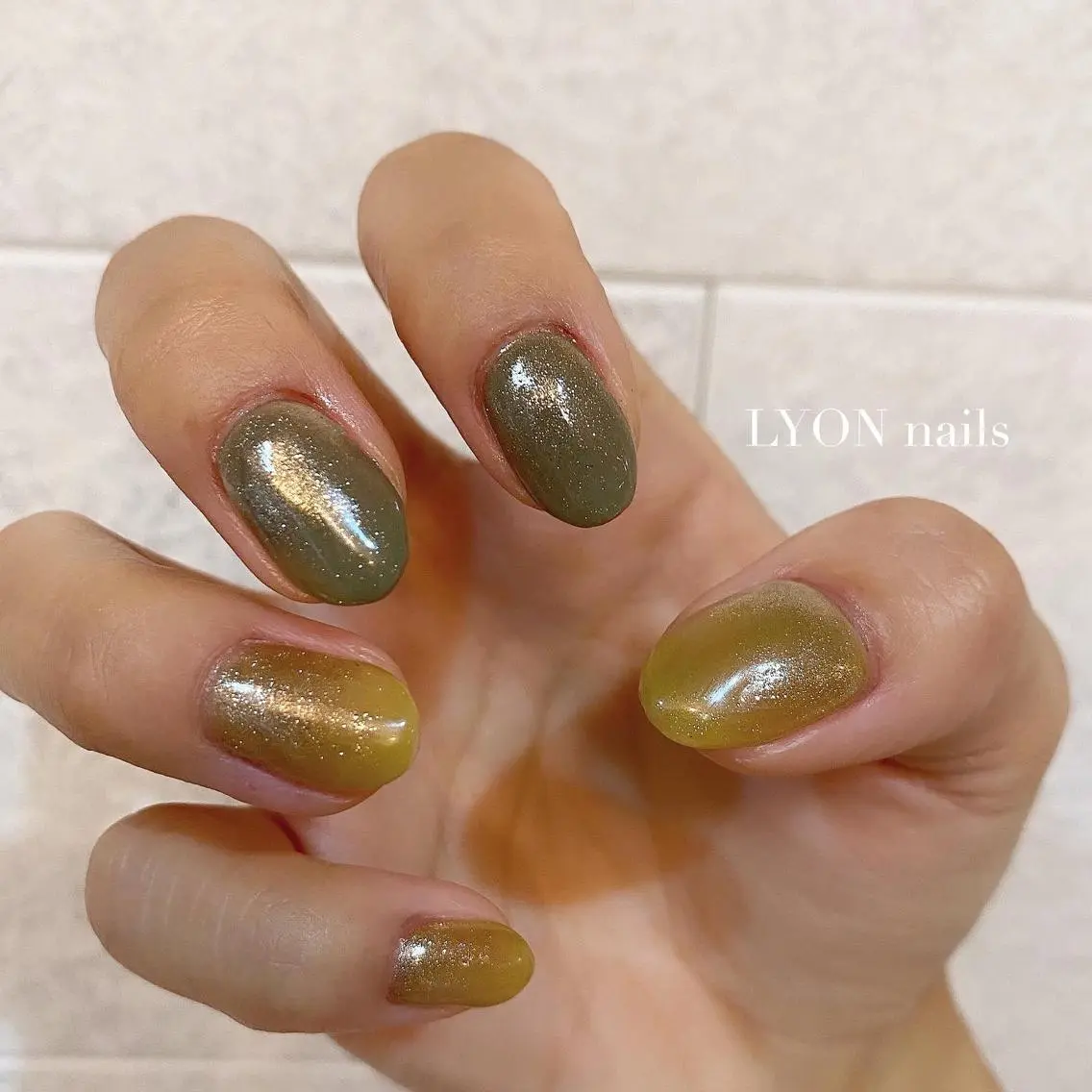 ネイル グラデーション ミラーネイル ハンドネイル Bethlee nailsのネイルデザイン