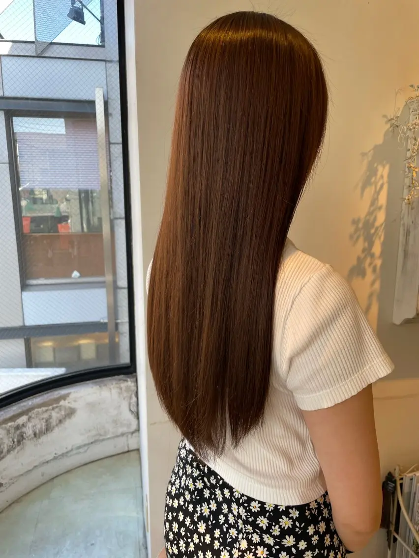 ロング カット 縮毛矯正 トリートメント 北田🌟小顔レイヤー 🌟人気カラーのヘアスタイル