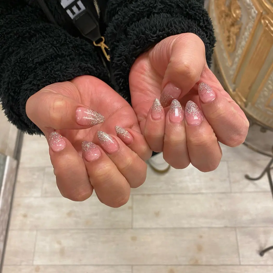 ネイル グラデーション ラメ(グリッター) ラメグラデーション ハンドネイル SAKURA 中島のネイルデザイン