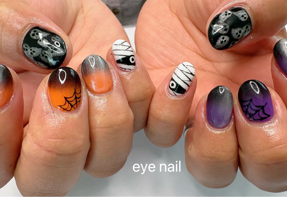 ネイル ハロウィン ハンドネイル Eye nailのネイルデザイン