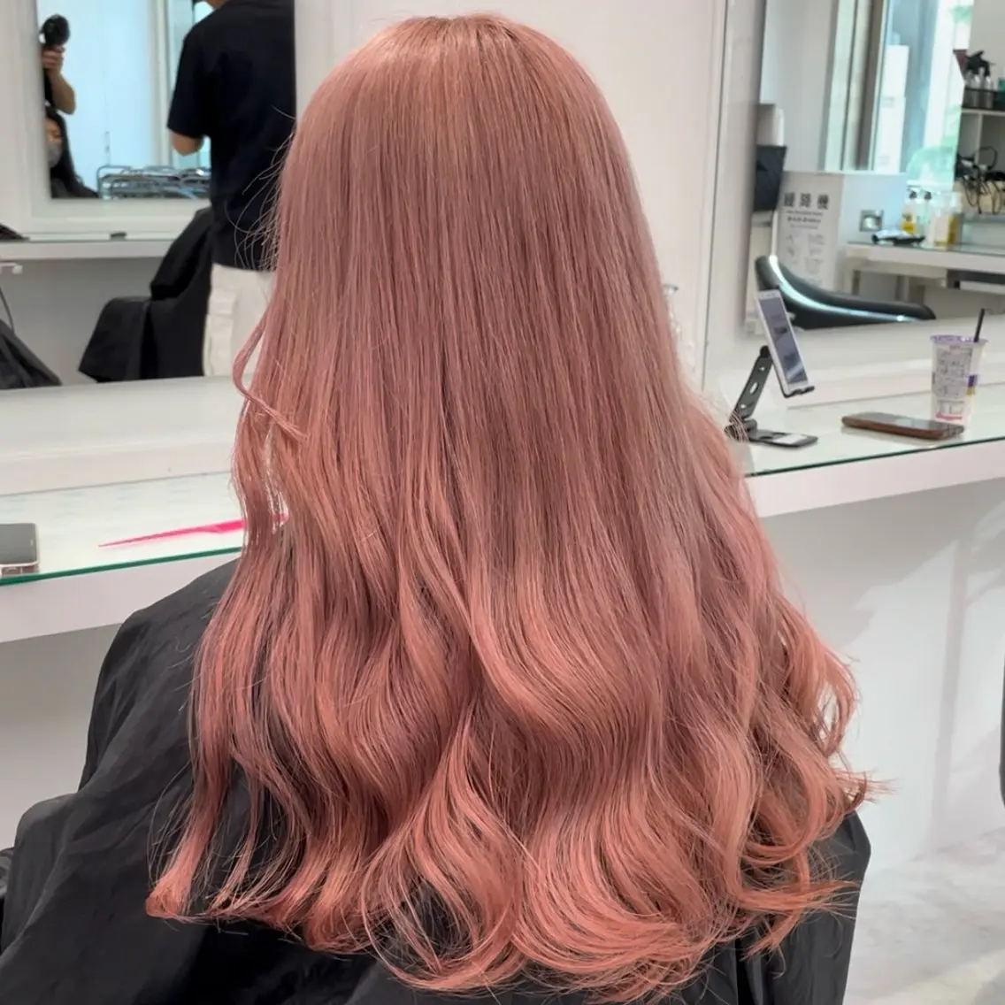ロング カラー ヘアアレンジ ヘアカラー トリートメント ヘッドスパ ヘアセット ウルフカット×ハイ トーン職人🤍ゆうひのヘアスタイル