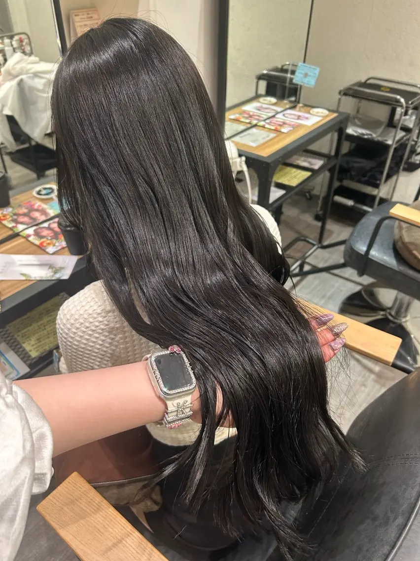 ロング カラー ヘアアレンジ 黒髪 ブルーカラー ブルーブラック cocotte 💟草間紫音💟のヘアスタイル