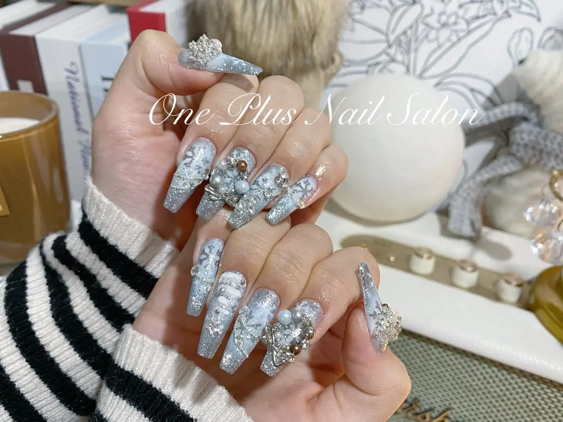 ネイル One Plus Nail Salonのネイルデザイン