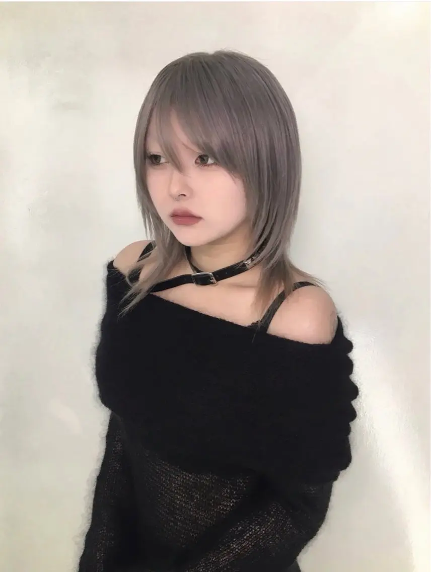 ミディアム カラー ヘアカラー トリートメント Hanaka🪷 ニュアンス×レイヤーのヘアスタイル