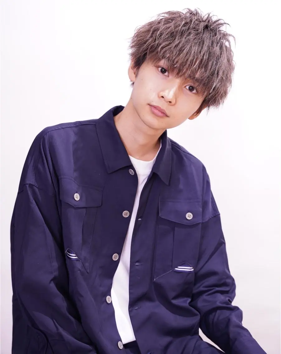 【人気No.1🔥】メンズカット+パーマ ¥5500⚠️施術時間60分の写真