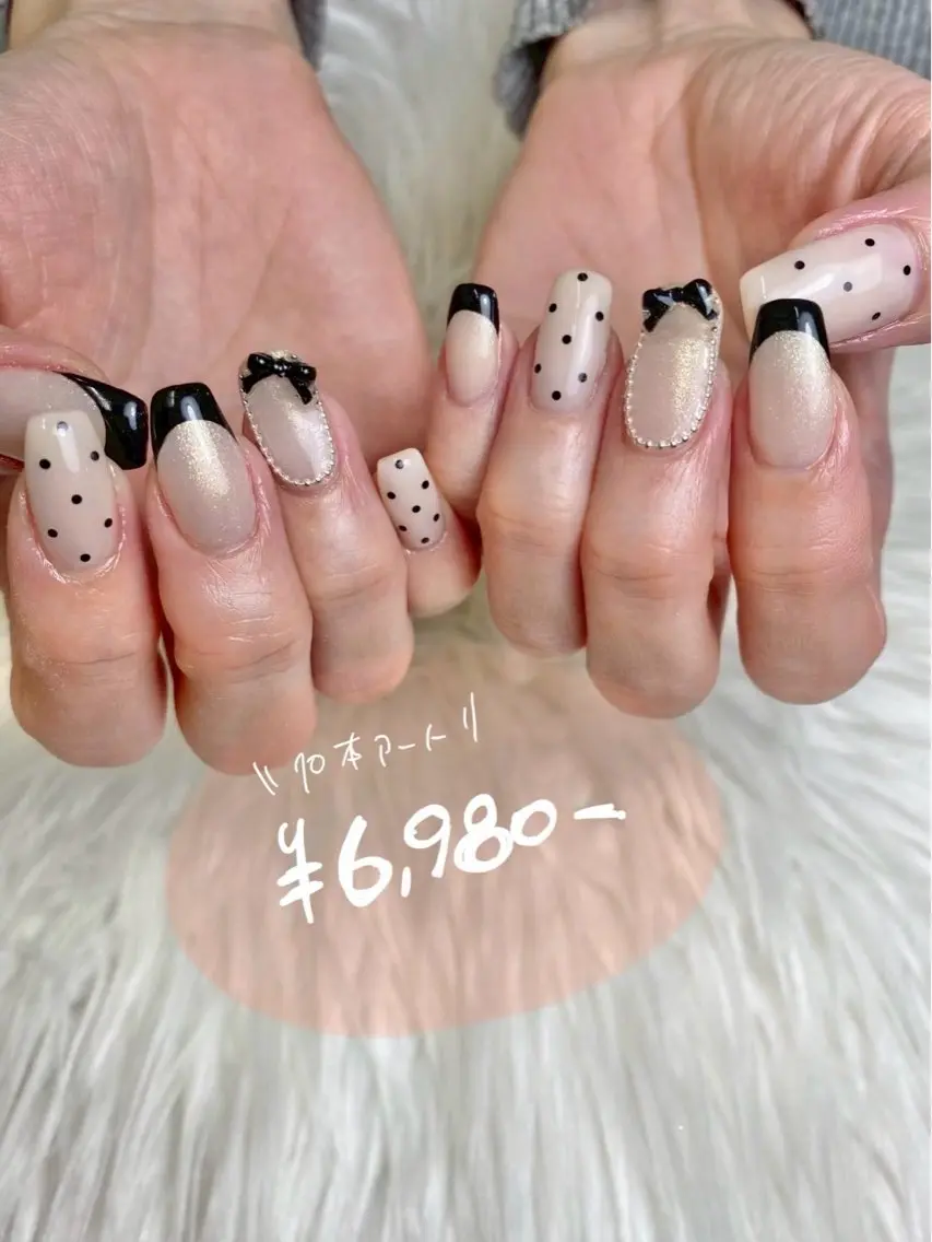 ネイル ハンドネイル フットネイル emma.nail kanakoのネイルデザイン