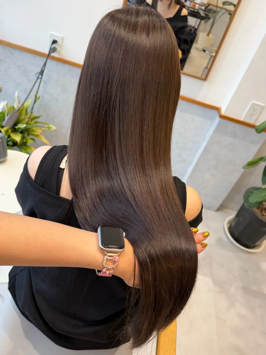 ロング カラー ブラウンカラー チョコレートブラウン ヘアカラー misaki🦄 lange hairのヘアスタイル