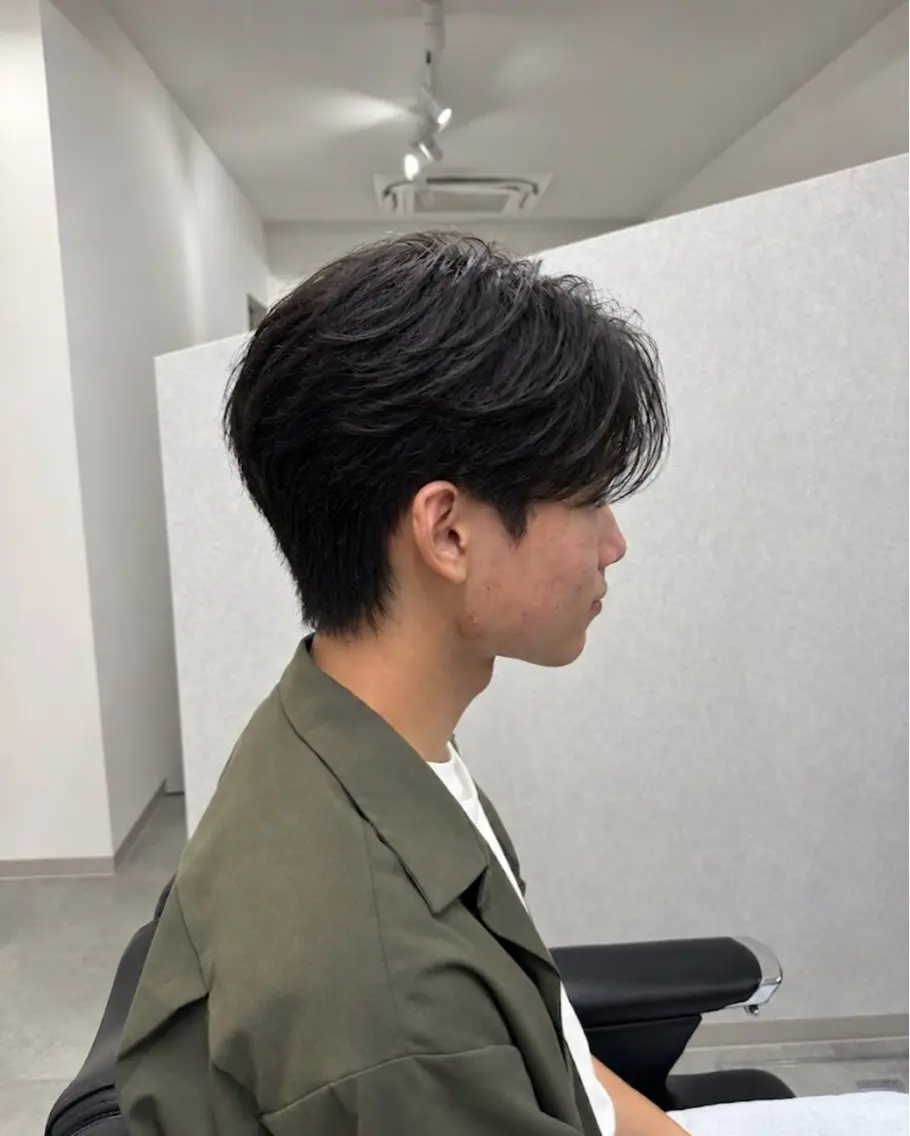 ショート メンズ 梅本 淑人のヘアスタイル