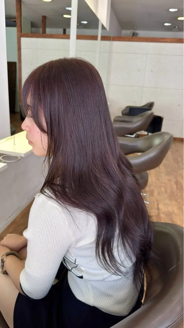 カラー Hip's eyes meiのヘアスタイル