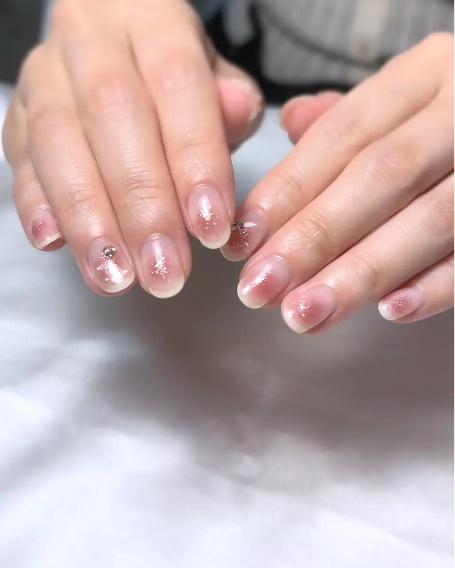 ネイル チークネイル オフィスネイル 春ネイル nailsalon Ecliaのネイルデザイン