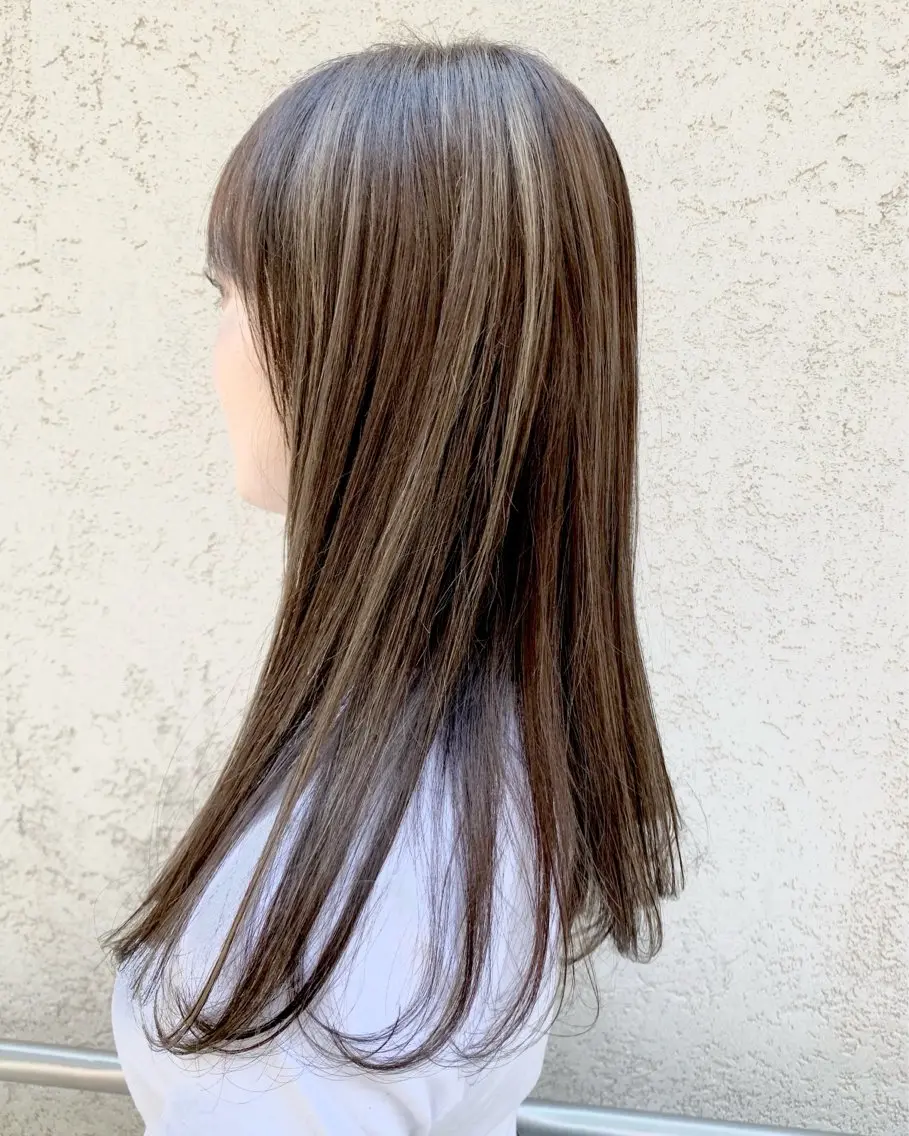 ロング ハイライト 《5月クーポン記 載中》小森祐希のヘアスタイル