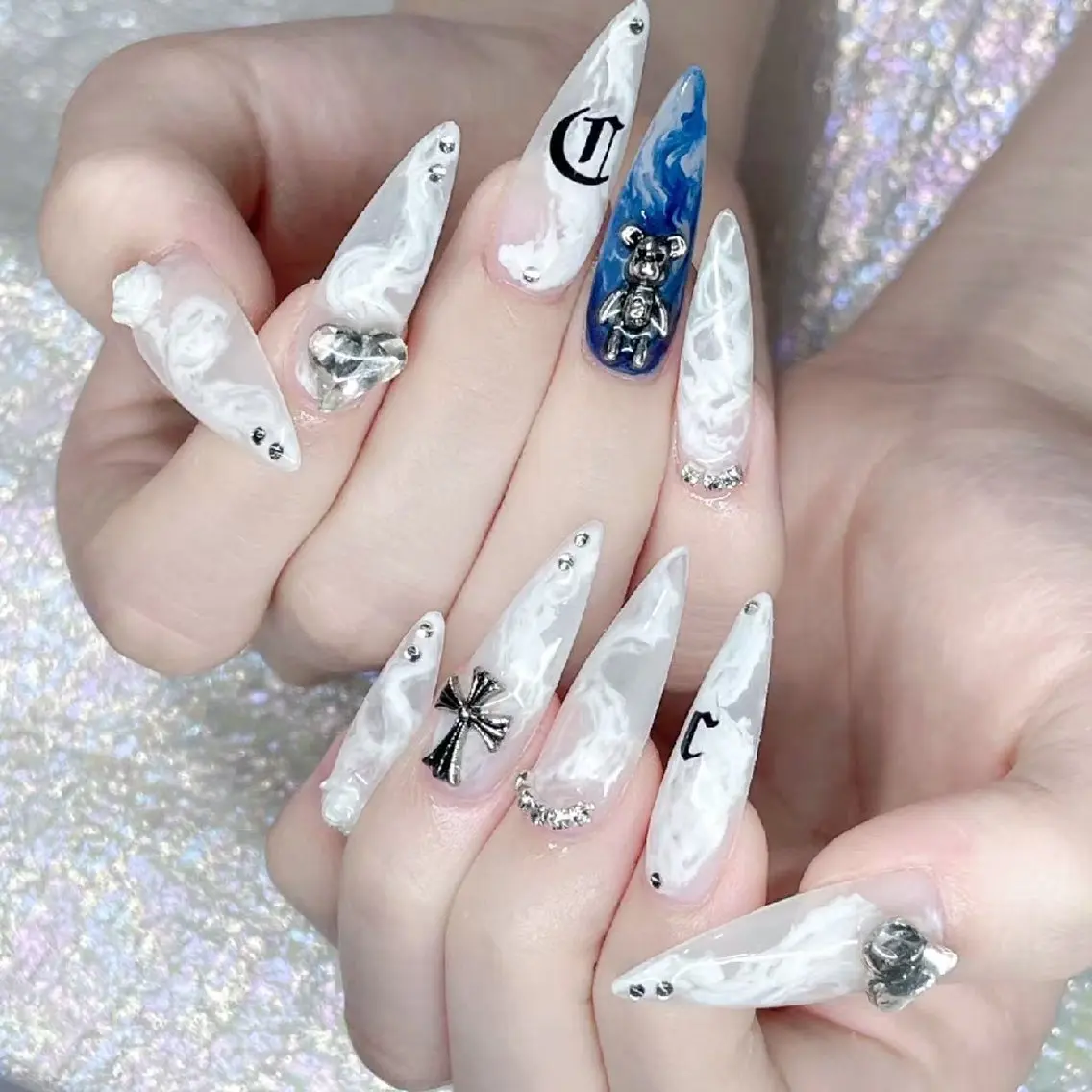 ネイル Queen's ゆなのネイルデザイン