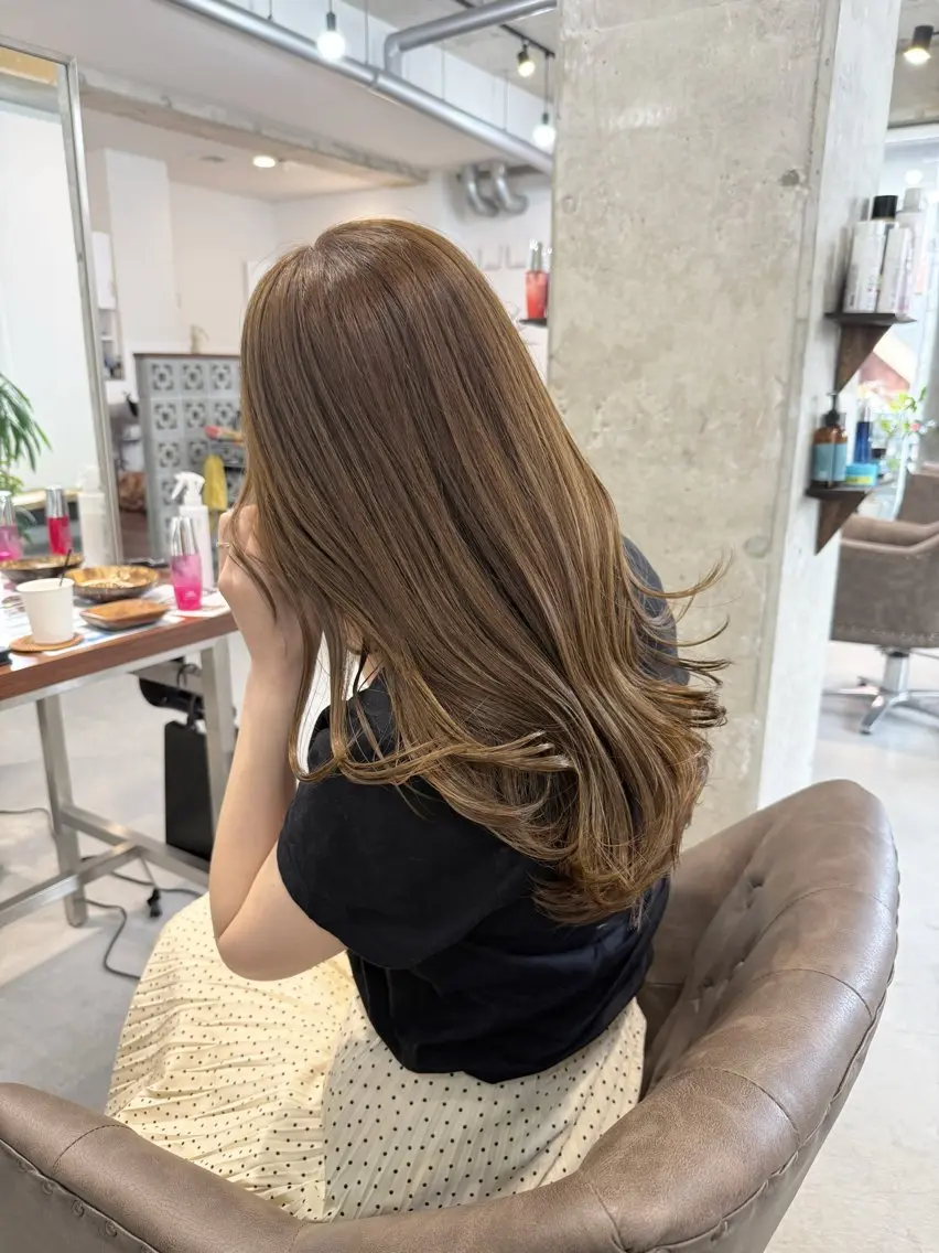 セミロング カラー カット ヘアカラー トリートメント カイリ /レイヤーカットのヘアスタイル