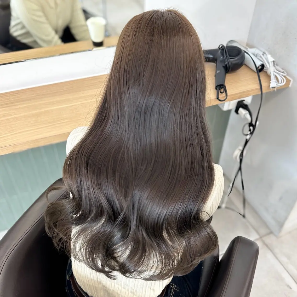 ロング カラー カット ヘアカラー トリートメント ブリーチなし/レイヤ ー特化🌈Tommyのヘアスタイル