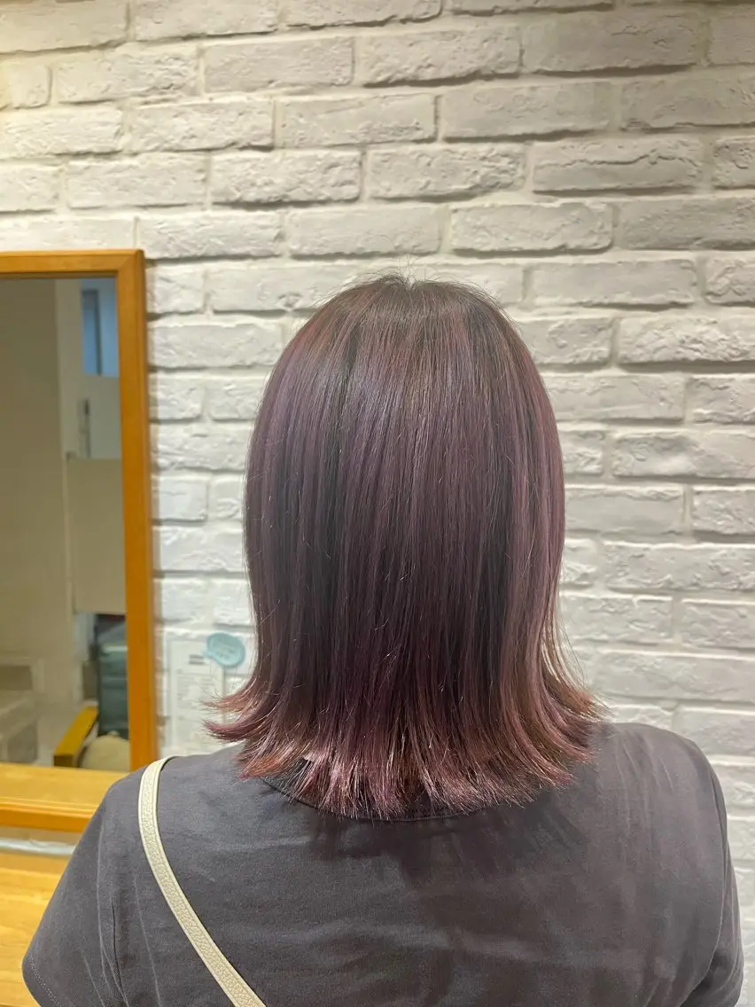 ミディアム カラー 武田 綺音のヘアスタイル