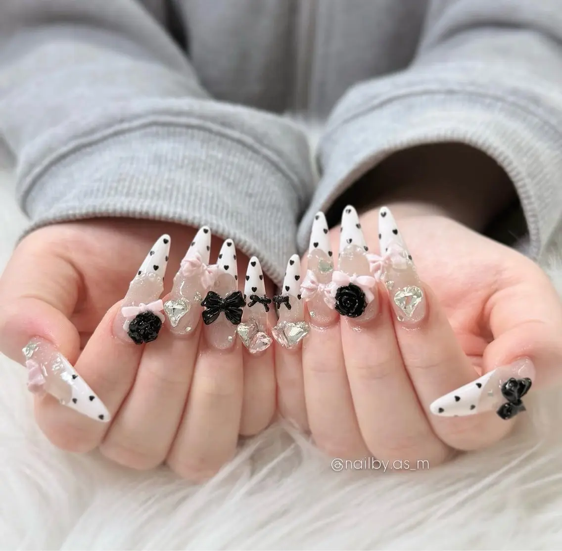ネイル 持ち込み ワンホンネイル ハンドネイル V Nail salonのネイルデザイン