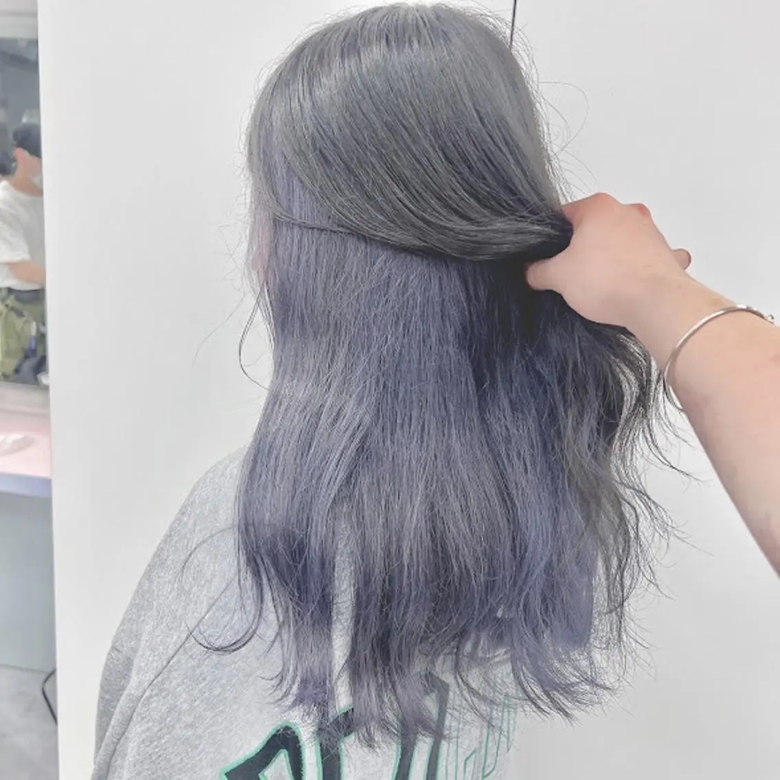 カラー 🪞official FRUITS渋谷🩰のヘアスタイル