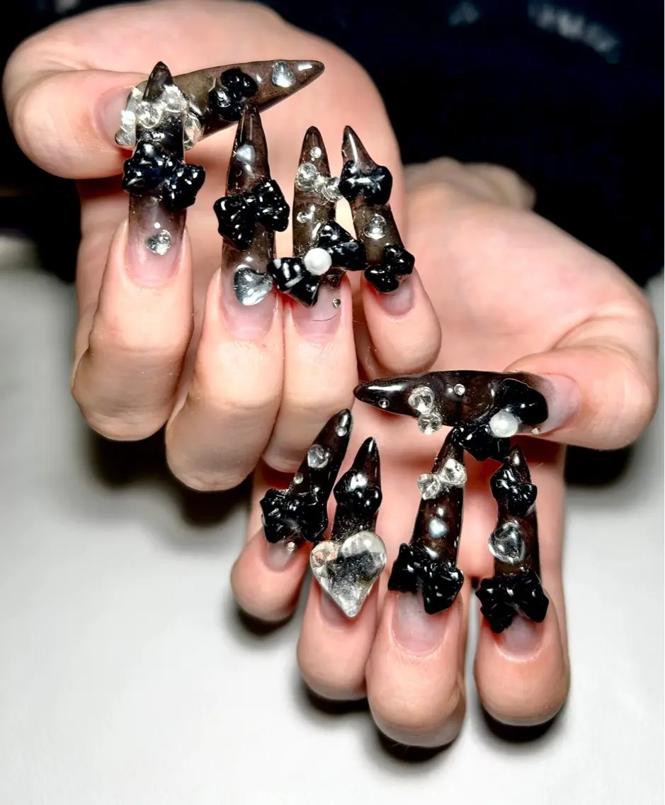 ネイル Liennail 持込デザインやり放題のネイルデザイン