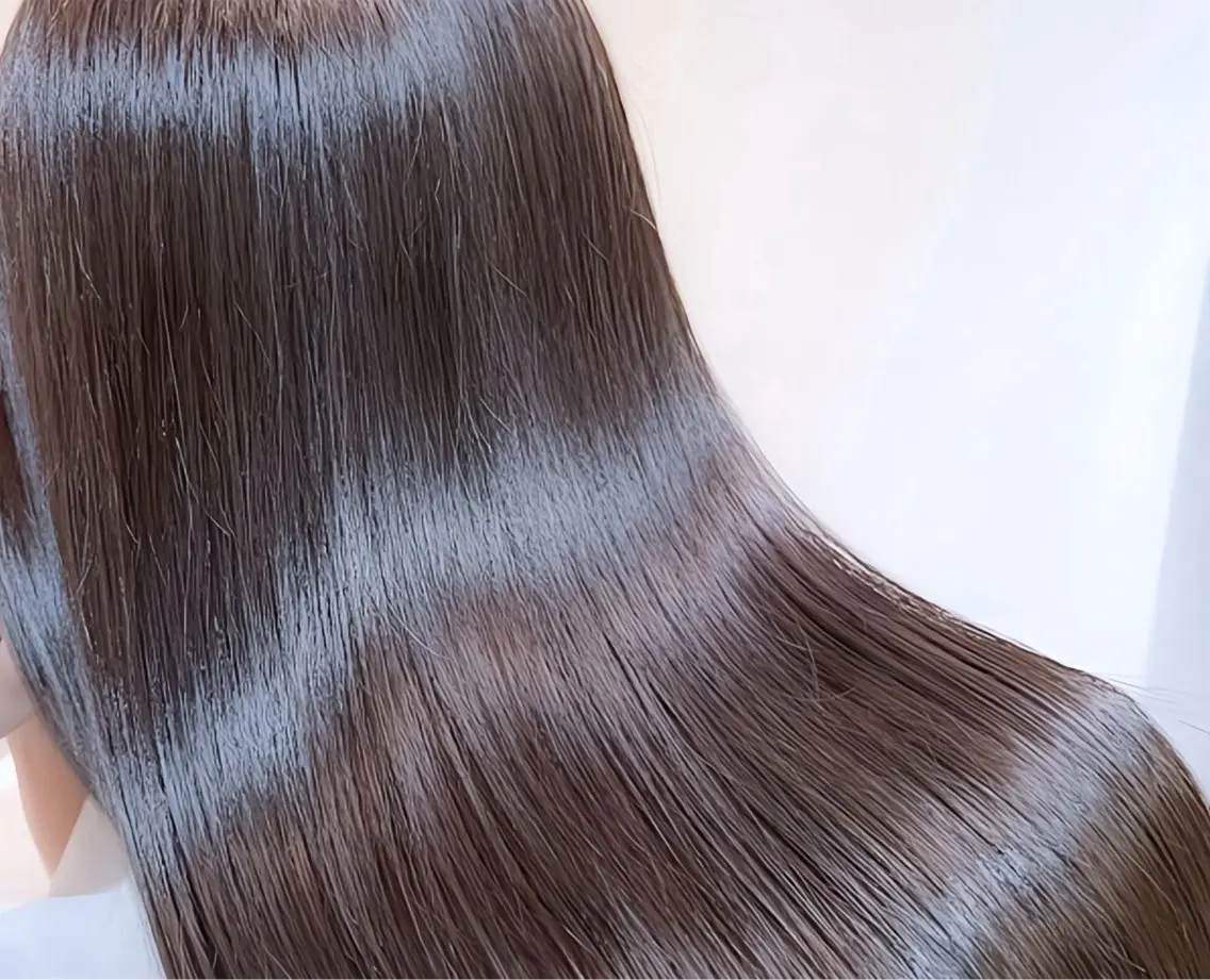 縮毛矯正 R ENのヘアスタイル