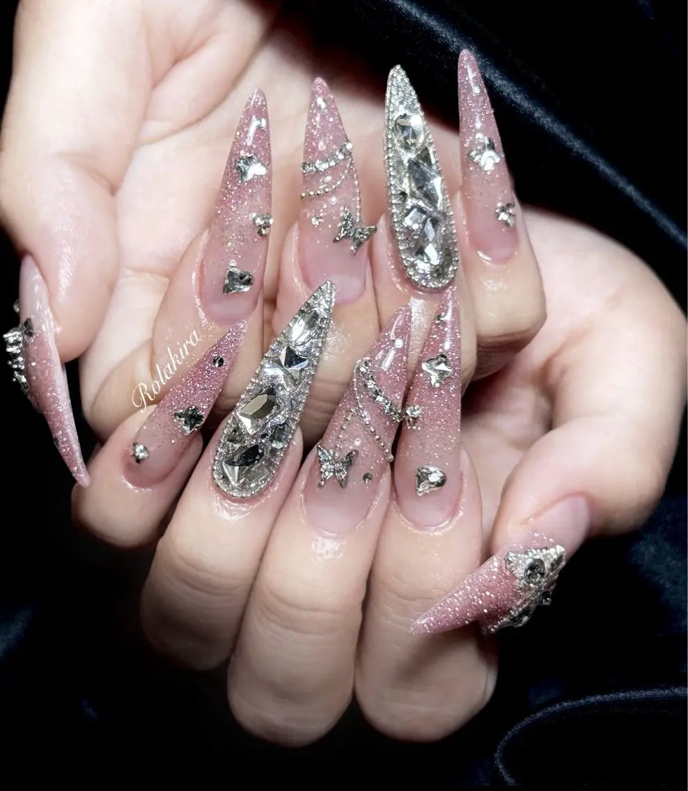 ネイル アートネイル べっ甲ネイル チークネイル 成人式 長さ出し ハンドネイル ハンドケア For you. Nail Salonのネイルデザイン