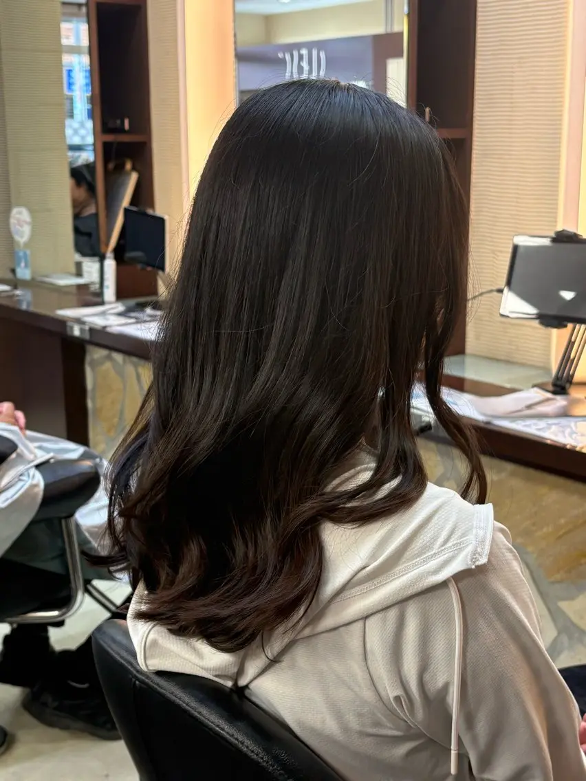 ロング カット 細田 舞乃のヘアスタイル