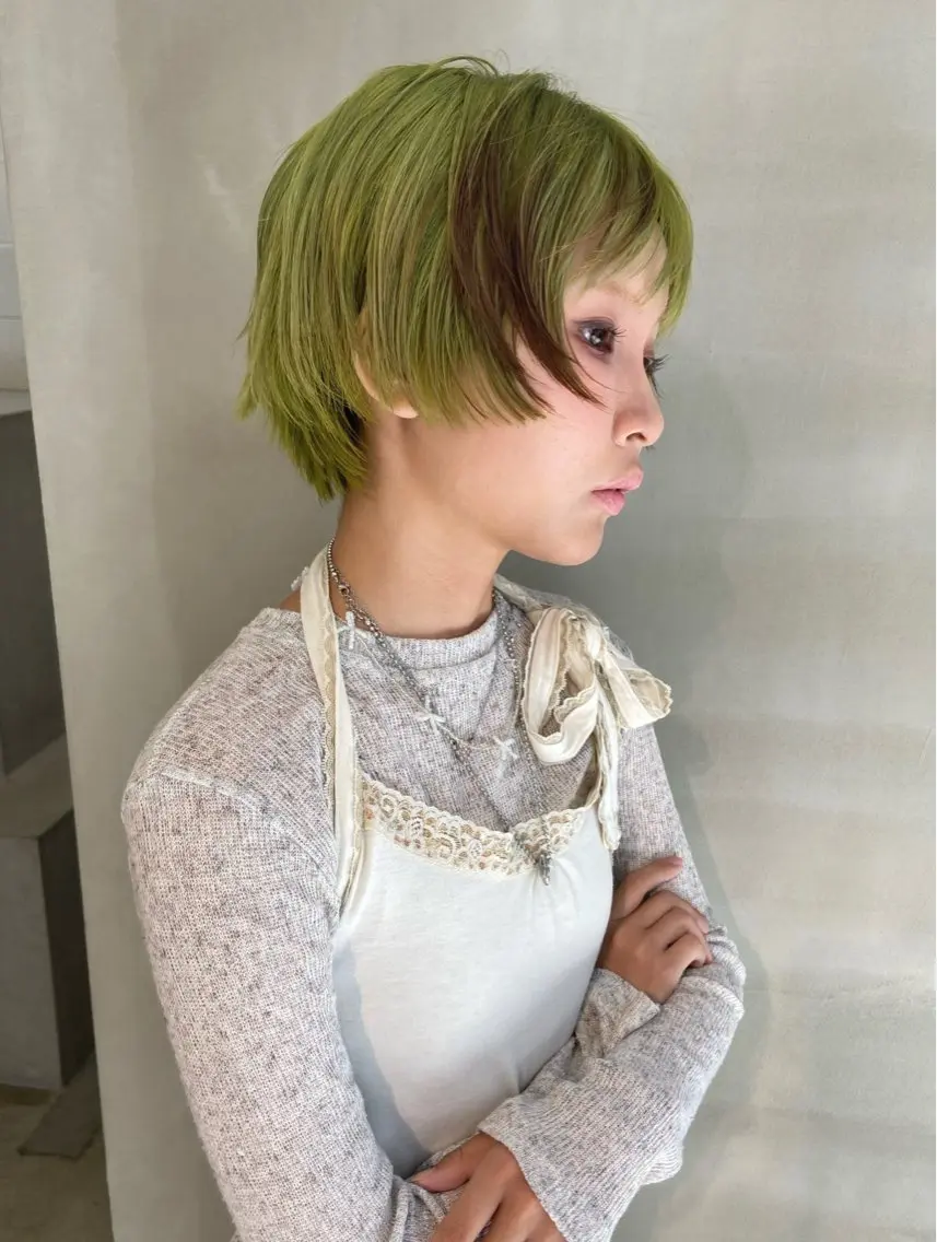 ショート 牧野 桃香のヘアスタイル