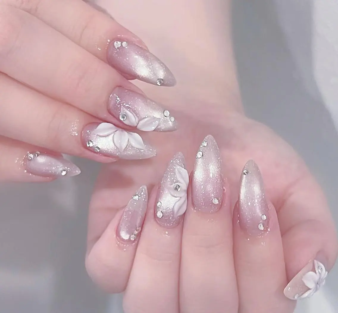 メンズ ネイル メンズ韓国風 オーロラネイル チークネイル 長さ出し フレンチネイル ハンドネイル ハンドケア 🦋new Nail🦋ニノのネイルデザイン