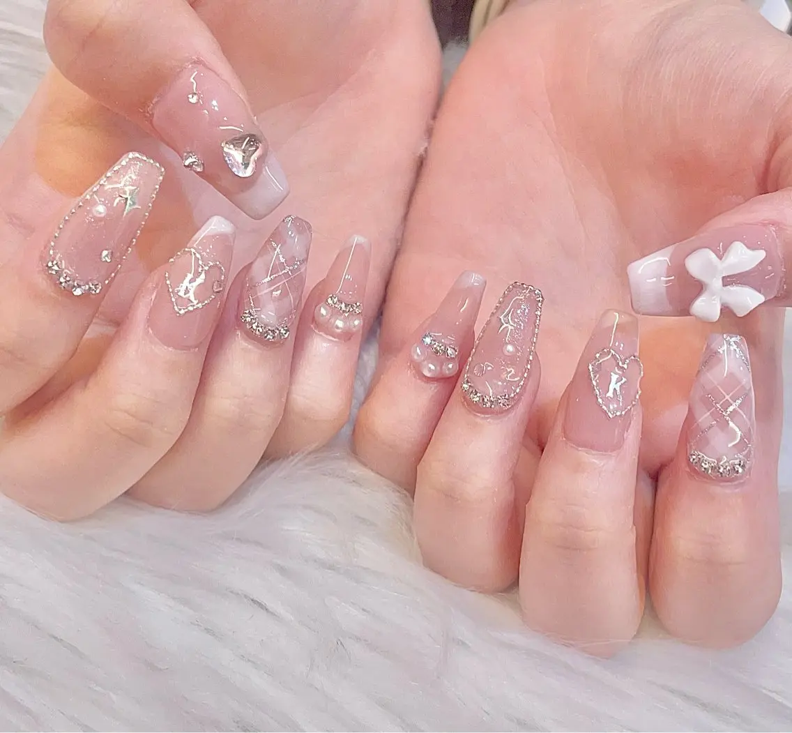 ネイル ハンドネイル KIREIE Chinatsuのネイルデザイン