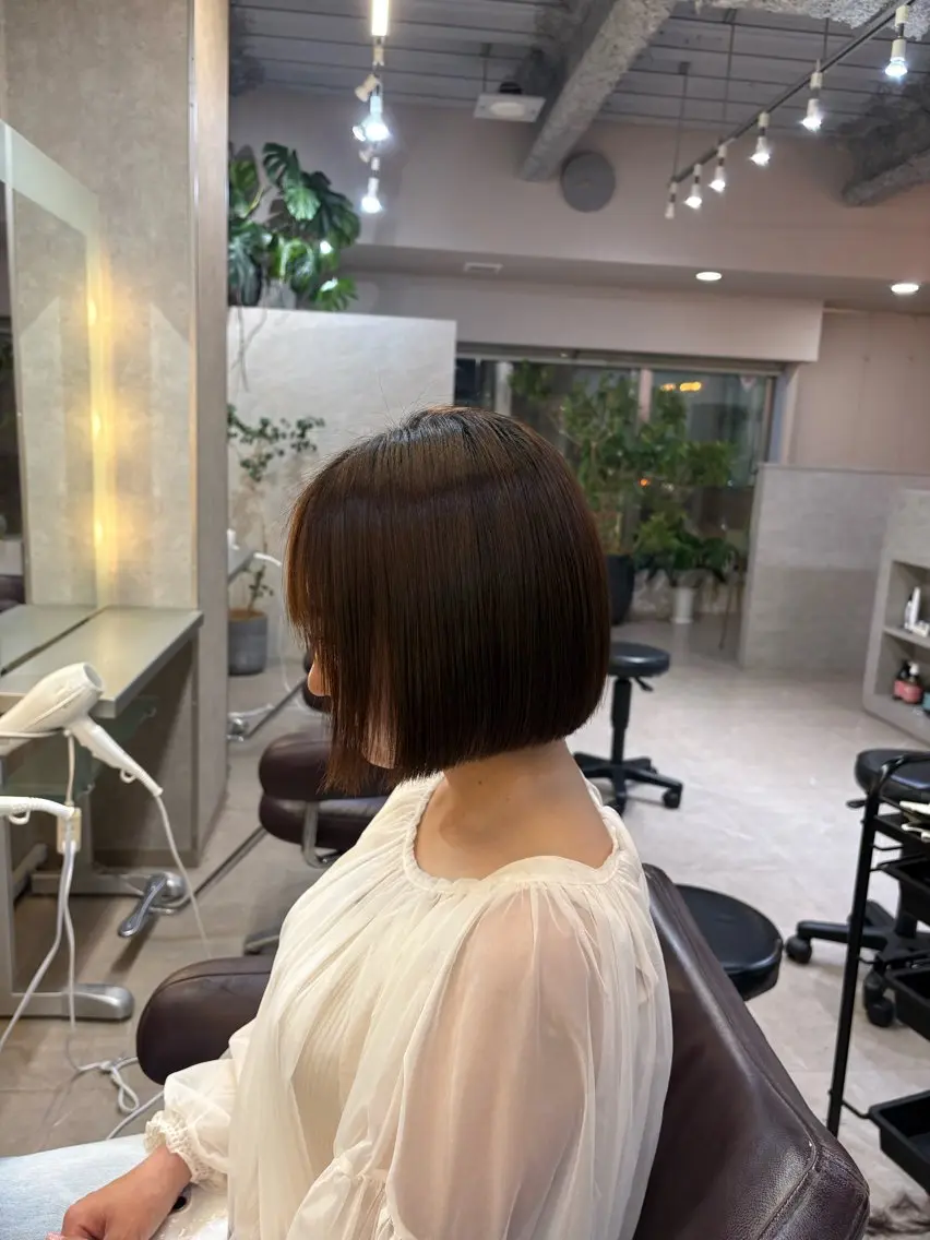 ショート カラー カット ヘアカラー しゅり Flag hairのヘアスタイル