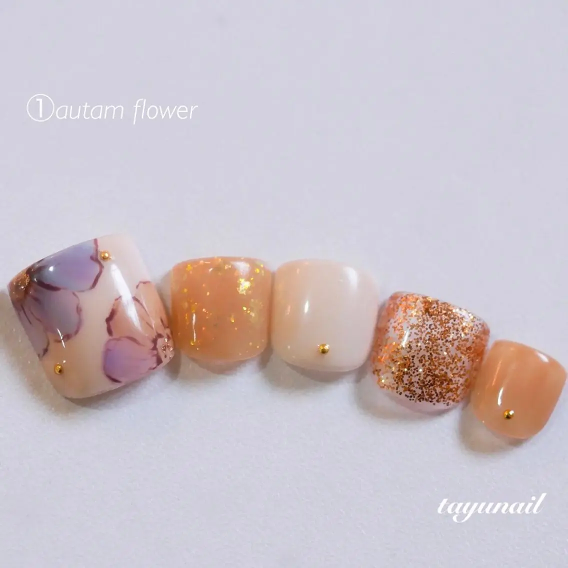 ネイル アートネイル ブルー フラワーネイル フットネイル ジェルネイル フットネイル ネイルサロン 【たゆnail】のネイルデザイン