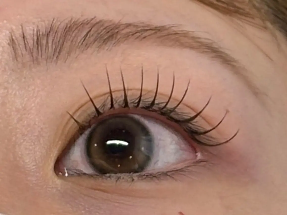マツエク・マツパ saari eye lash yukaのマツエク・マツパデザイン