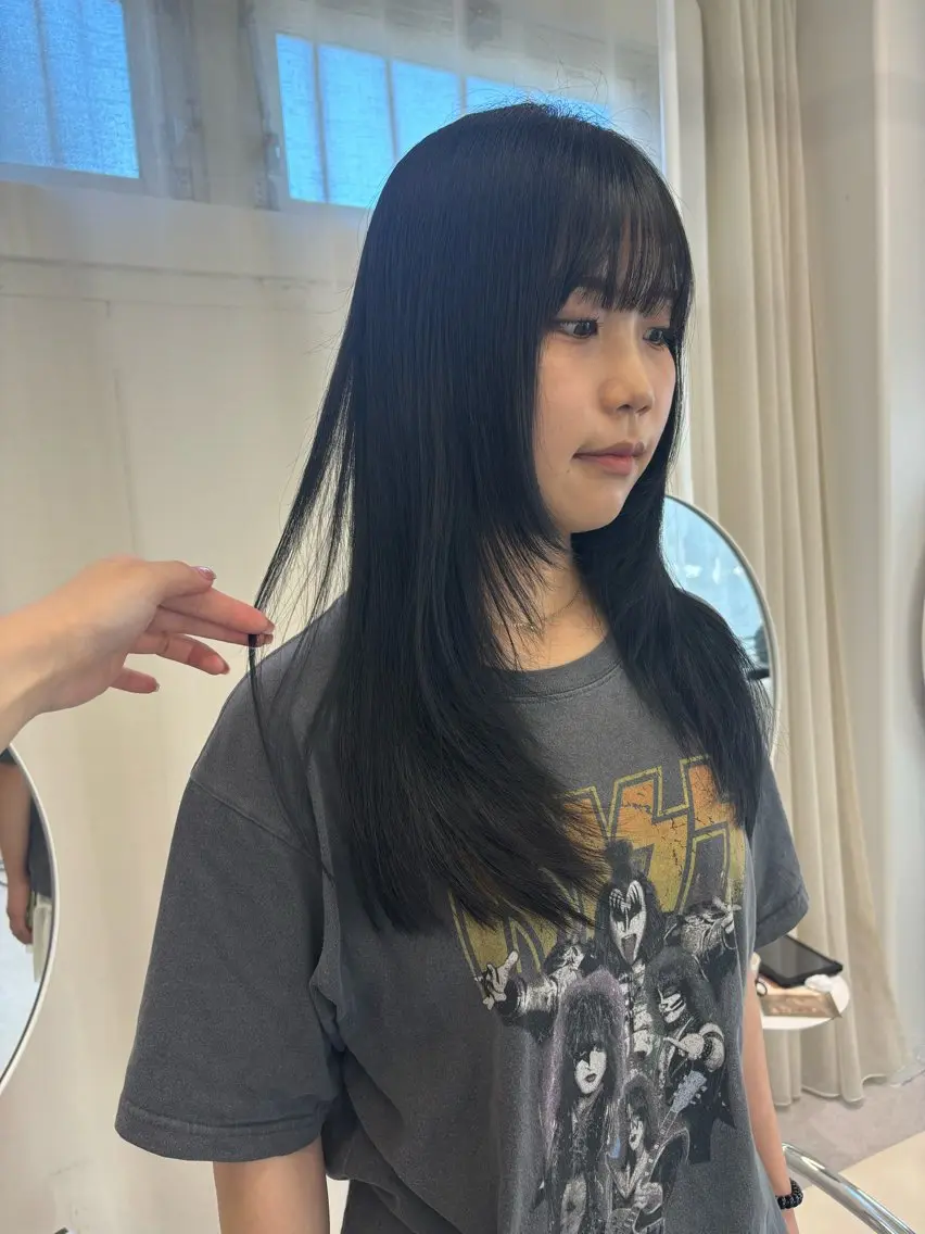 ロング レイヤーカット シャギー カット 韓国レイヤー/ヘア カラー🎀ayamiのヘアスタイル