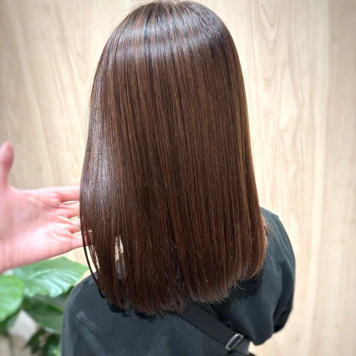 ミディアム カット 縮毛矯正 トリートメント 徳永 大樹のヘアスタイル