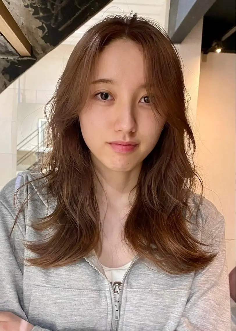 セミロング カット ヘアカラー トリートメント ヘアセット 盛れるカットカラー DEAN豊橋店のヘアスタイル