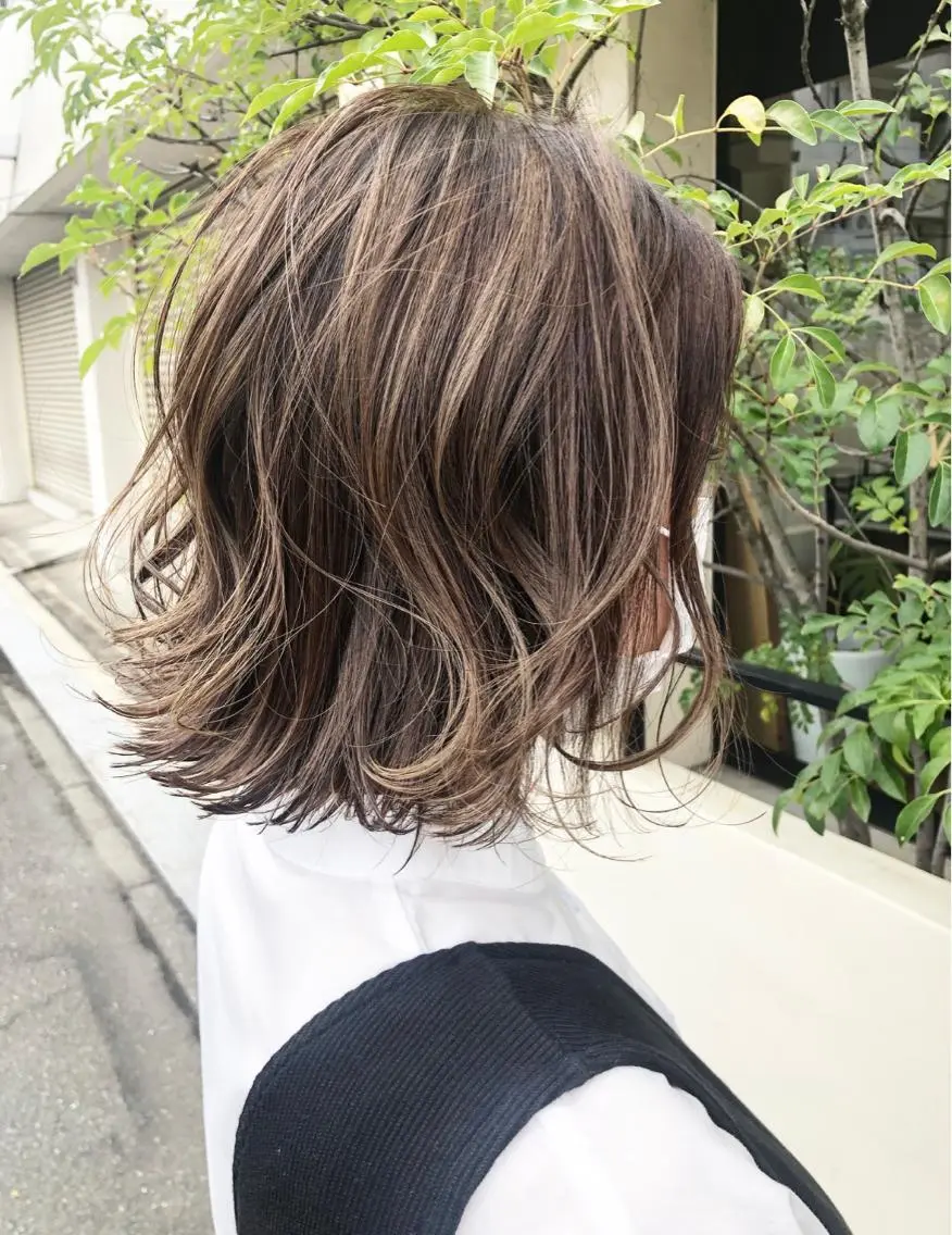 トレンドカット＋イルミナカラー＋ヘッドスパの写真