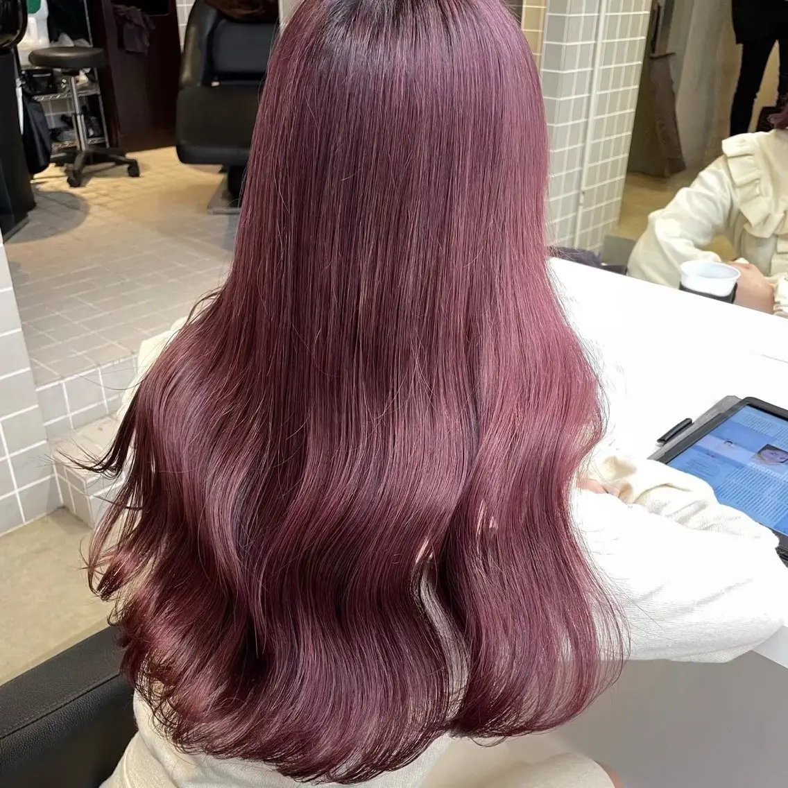 ロング カラー ベージュカラー ブリーチ 透明感カラー ダブルカラー ピンクカラー カット ヘアカラー ダブルカラー/🐻 ベージュ/ピンクのヘアスタイル