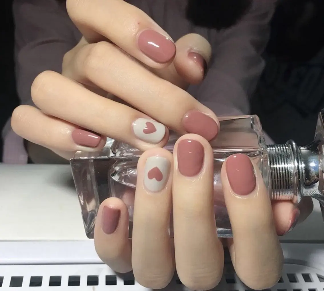 ネイル H3 Nail シロのネイルデザイン