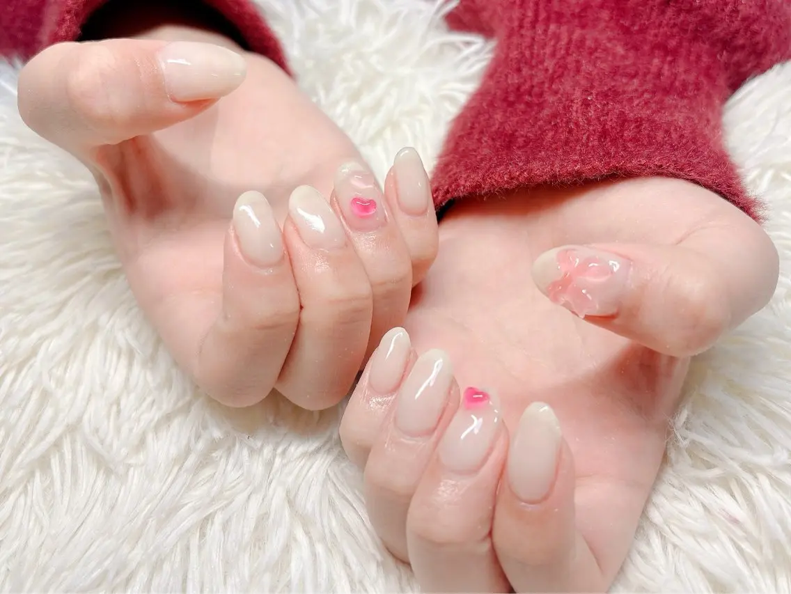 ネイル ハンドネイル パッチリオメメ Lianaのネイルデザイン