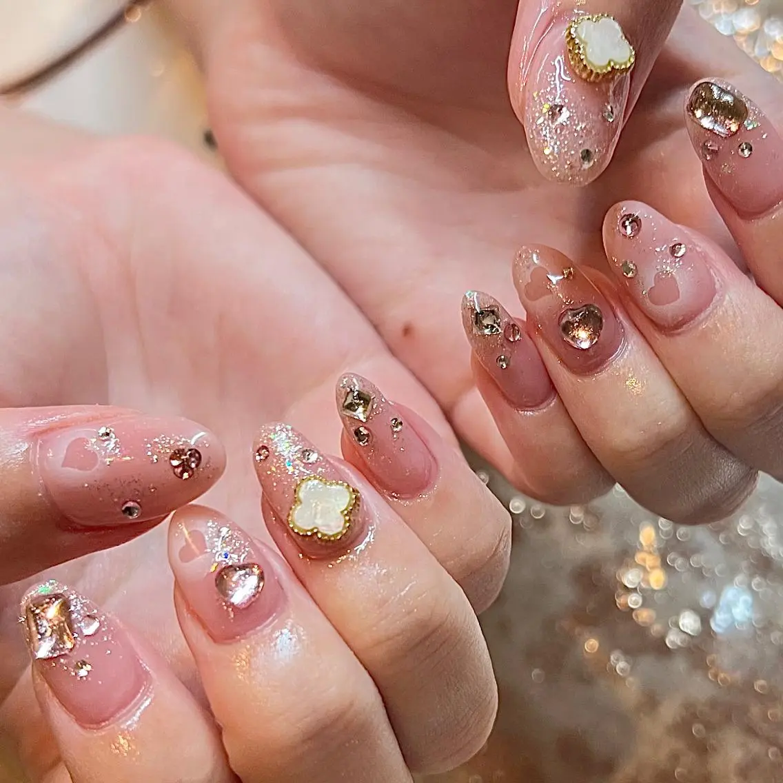 ショート ハンドネイル H🌺 NAILのネイルデザイン