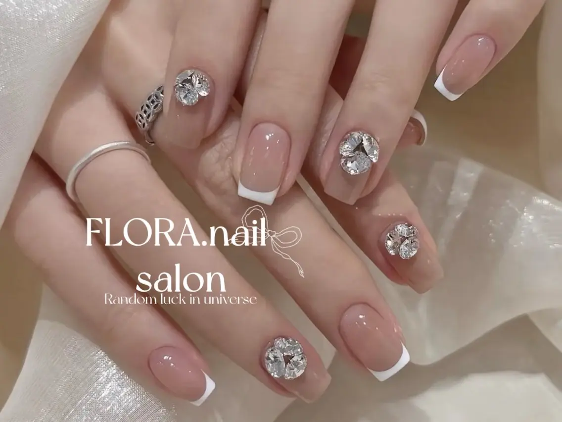 ネイル Flora nail salonのネイルデザイン