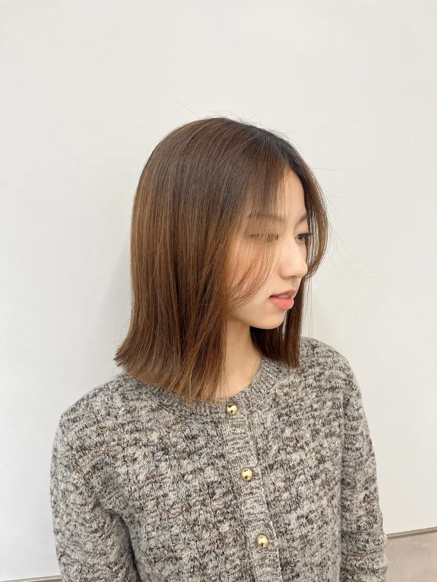 ミディアム 中野 茉莉のヘアスタイル