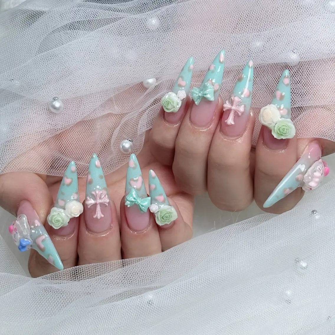 ネイル ジェルネイル キラキラネイル ロングネイル マグネットネイル 持ち込み ハンドネイル Sully Nail Labのネイルデザイン