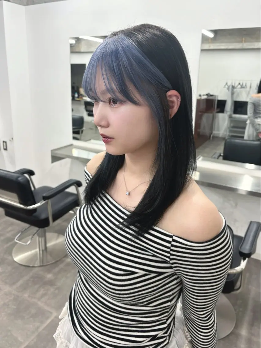 カラー ブリーチ ケアブリーチ 井口 怜奈のヘアスタイル